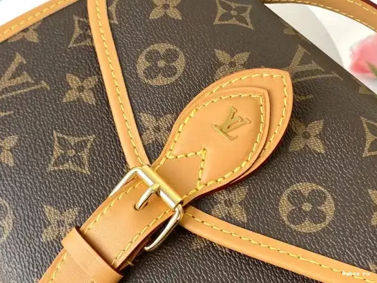 VUITTON IVY LOUIS 0601